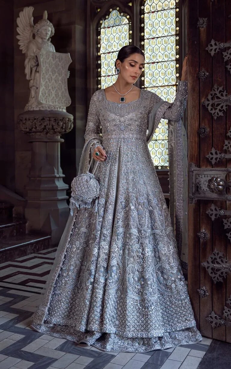 Faiza Saqlain – Ayana