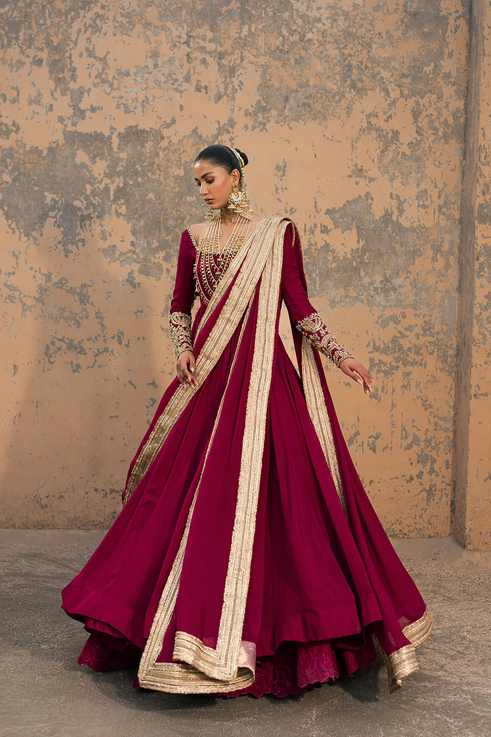 zuria-dor-red-peshwas-lehenga-4